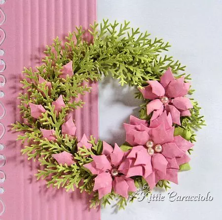 KC Spellbinder Poinsettia Wreath 1 close