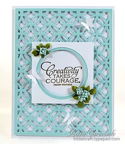 KC Taylored Expressions Circle Cutting Plate 1 center
